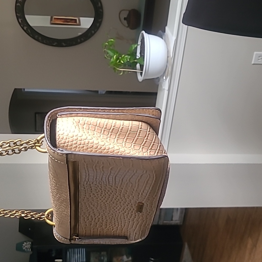 Sam Edelman Croc Leather Crossbody/Shoulder Bag. - Picture 4 of 16